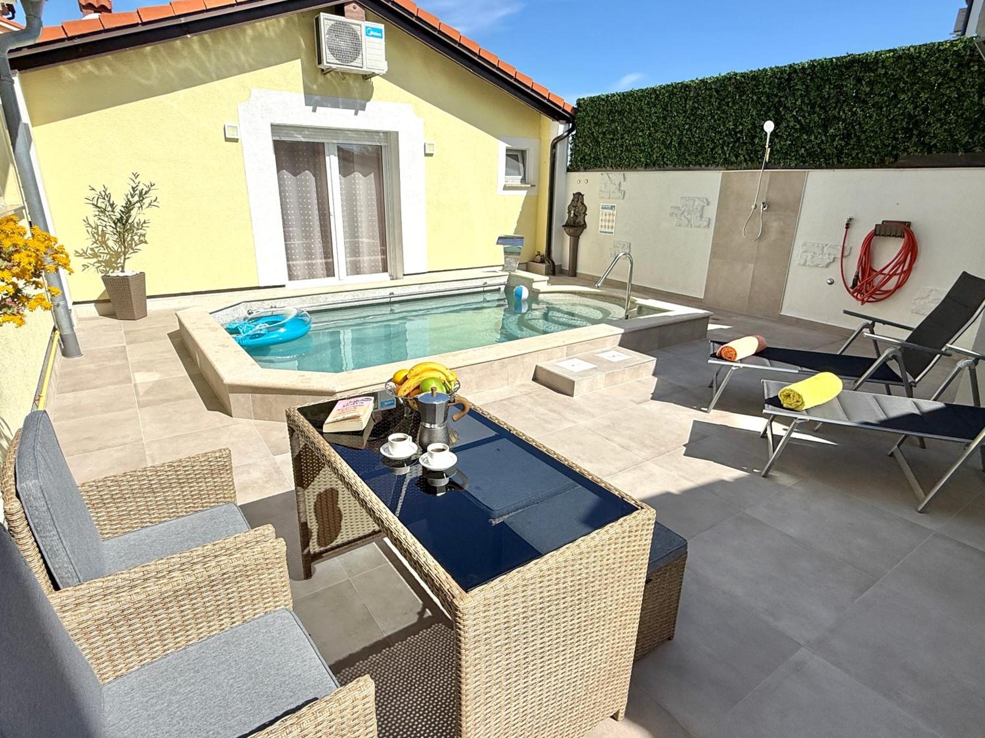 Poolside Studio Fažana Екстериор снимка